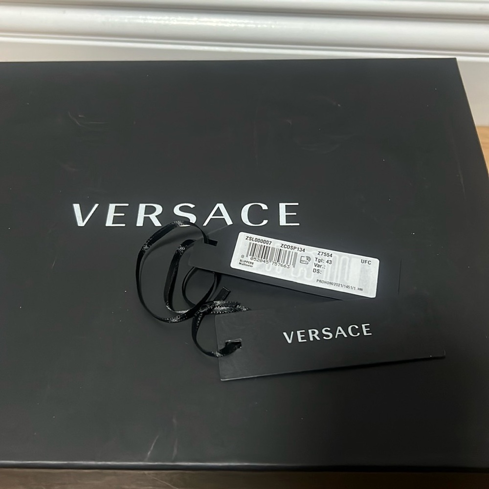 Versace Multicolor Patterned Slides - Picture 12 of 16